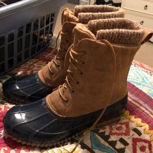 duck boots justfab
